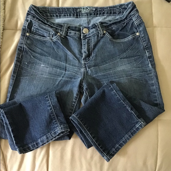 Do Denim NY size 9/32” prewashed faded look 🌺 great look - Picture 2 of 7